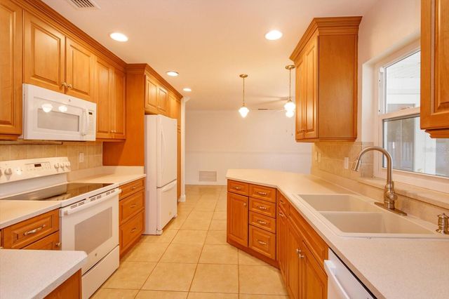 326 FITZHUGH ROAD, Winter Park, FL 32792