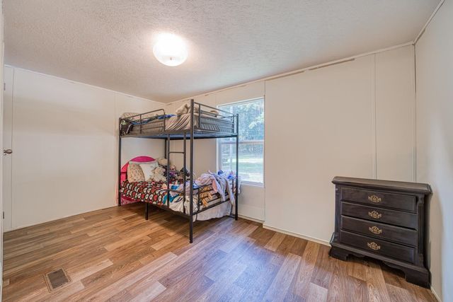 983 Hickey RD, Hallsville, TX 75650