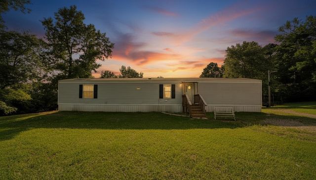 983 Hickey RD, Hallsville, TX 75650