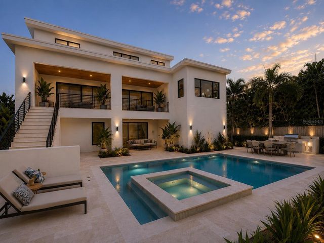 5020 W HOMER AVENUE, Tampa, FL 33629