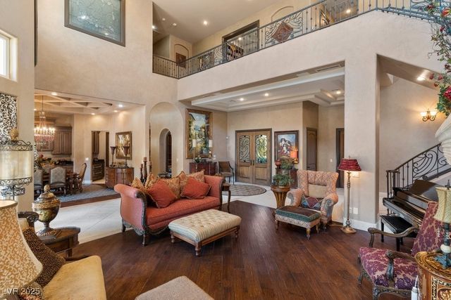 9717 Winter Palace Drive, Las Vegas, NV 89145