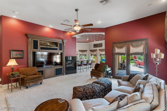 9717 Winter Palace Drive, Las Vegas, NV 89145