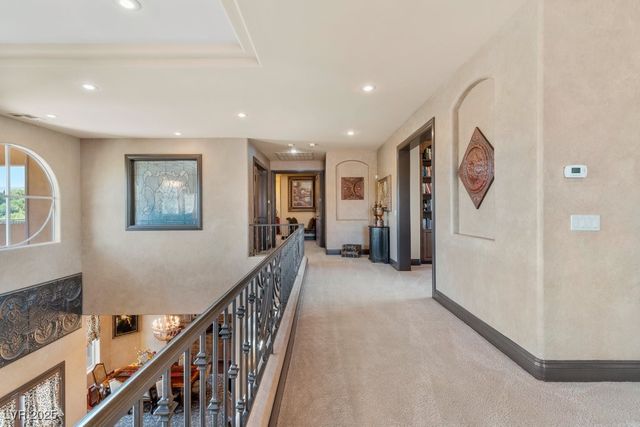 9717 Winter Palace Drive, Las Vegas, NV 89145