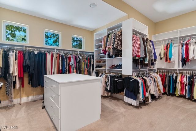 9717 Winter Palace Drive, Las Vegas, NV 89145