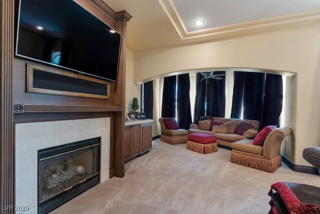 9717 Winter Palace Drive, Las Vegas, NV 89145