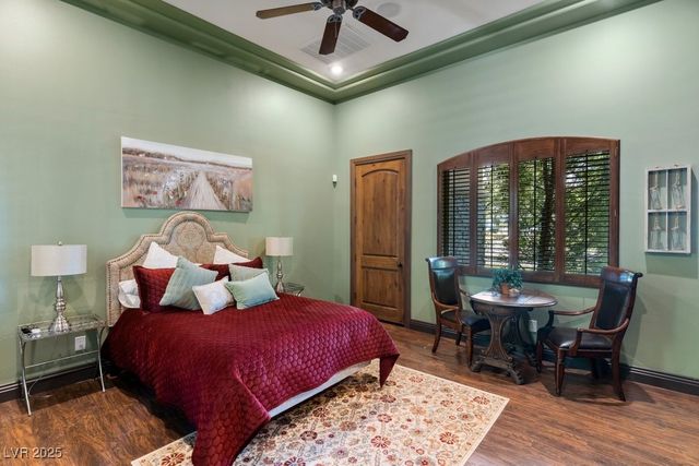 9717 Winter Palace Drive, Las Vegas, NV 89145