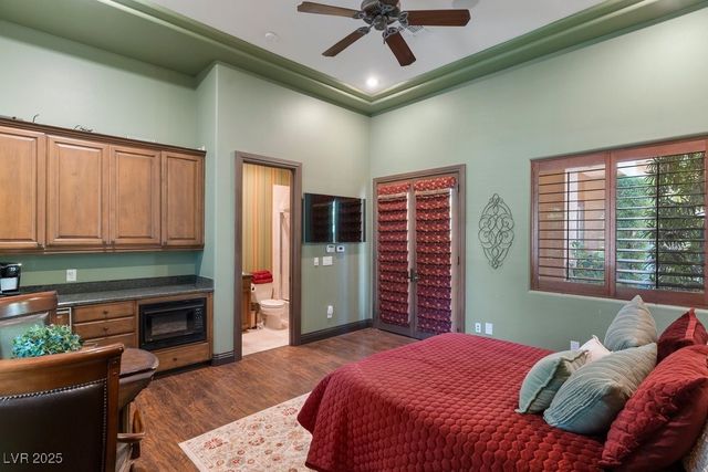 9717 Winter Palace Drive, Las Vegas, NV 89145