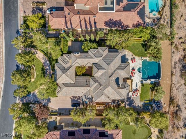 9717 Winter Palace Drive, Las Vegas, NV 89145