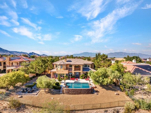 9717 Winter Palace Drive, Las Vegas, NV 89145