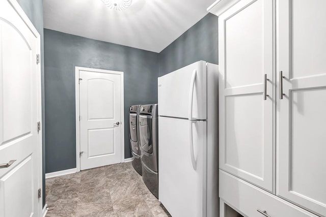156 RACCOON BERRY WAY, Green Bay, WI 54311