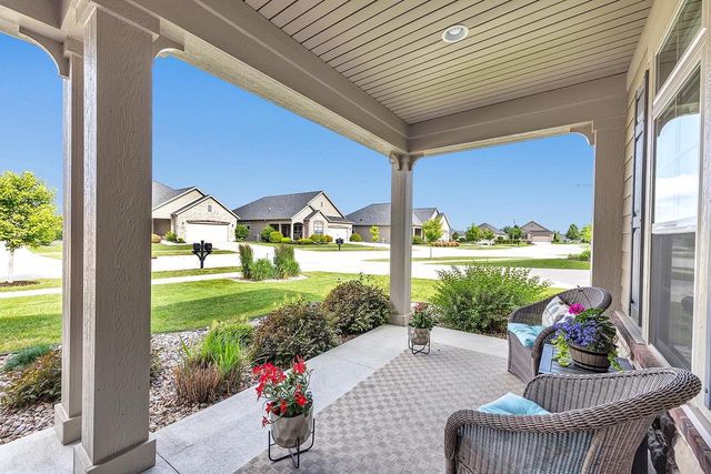 156 RACCOON BERRY WAY, Green Bay, WI 54311