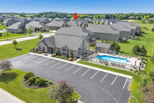 156 RACCOON BERRY WAY, Green Bay, WI 54311