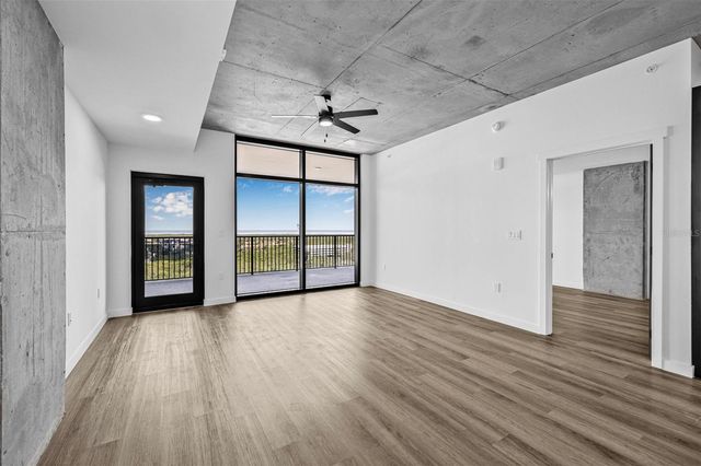 221 MAIN STREET N B2-911, St Petersburg, FL 33716