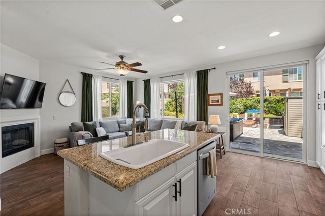 28356 Santa Rosa, Saugus, CA 91350
