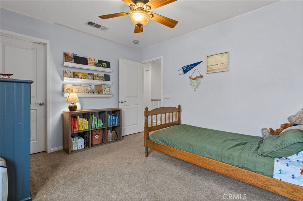 Image 20 of property listing at 28356 Santa Rosa, Saugus, CA 91350