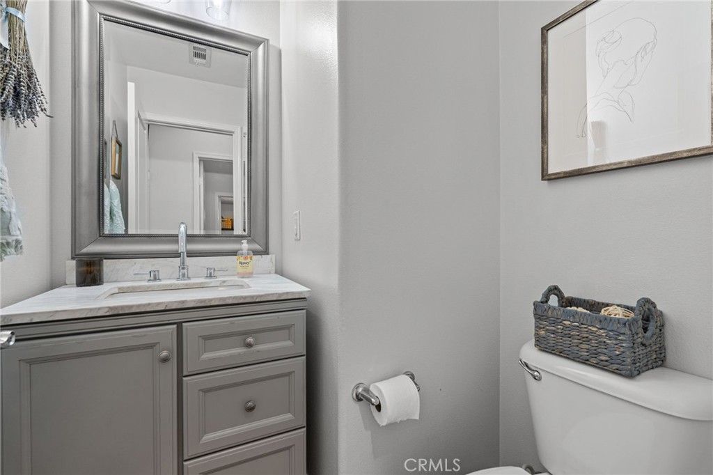 Image 29 of property listing at 28356 Santa Rosa, Saugus, CA 91350