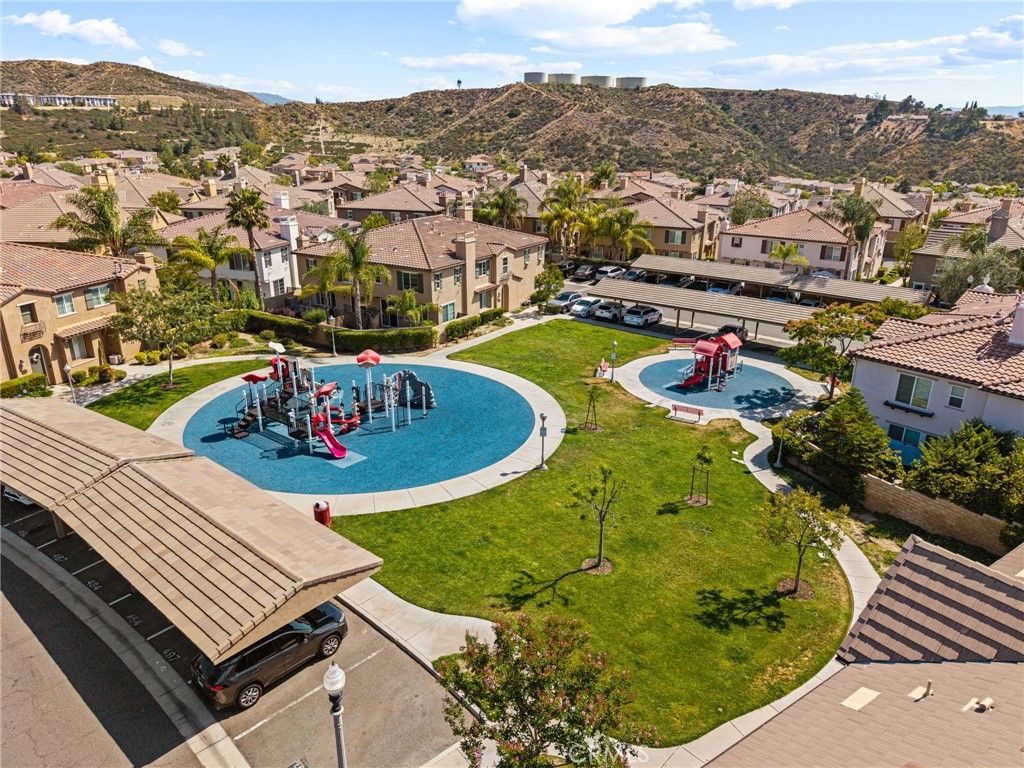 Image 37 of property listing at 28356 Santa Rosa, Saugus, CA 91350