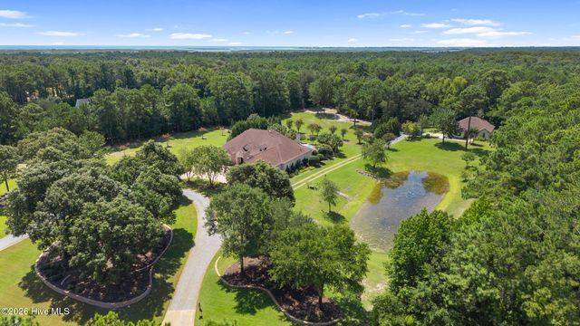 439 Whitebridge Road, Hampstead, NC 28443