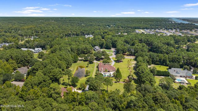 439 Whitebridge Road, Hampstead, NC 28443