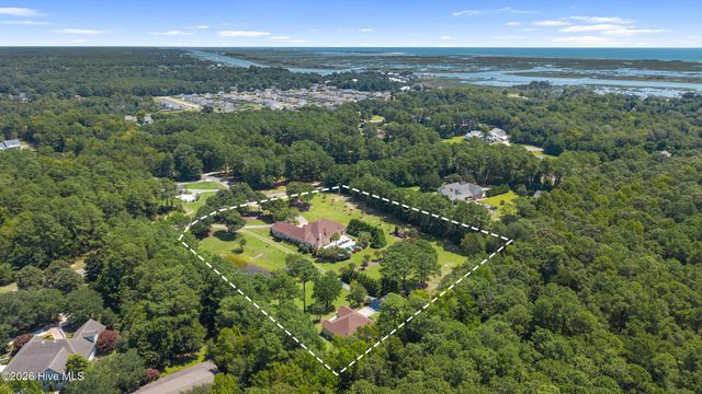 439 Whitebridge Road, Hampstead, NC 28443