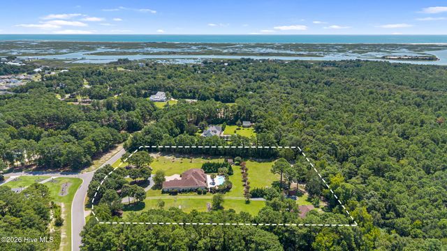 439 Whitebridge Road, Hampstead, NC 28443