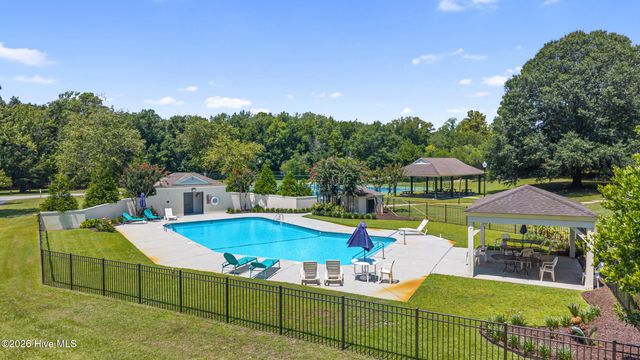 439 Whitebridge Road, Hampstead, NC 28443