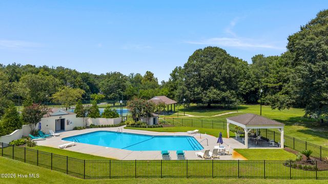 439 Whitebridge Road, Hampstead, NC 28443