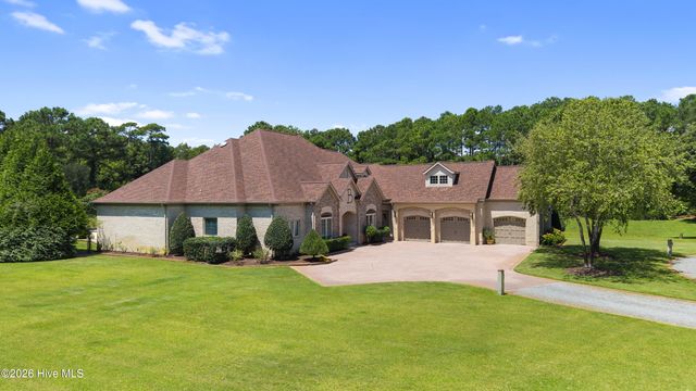 439 Whitebridge Road, Hampstead, NC 28443