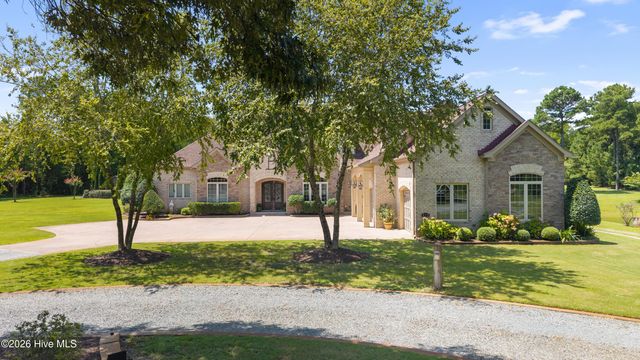 439 Whitebridge Road, Hampstead, NC 28443