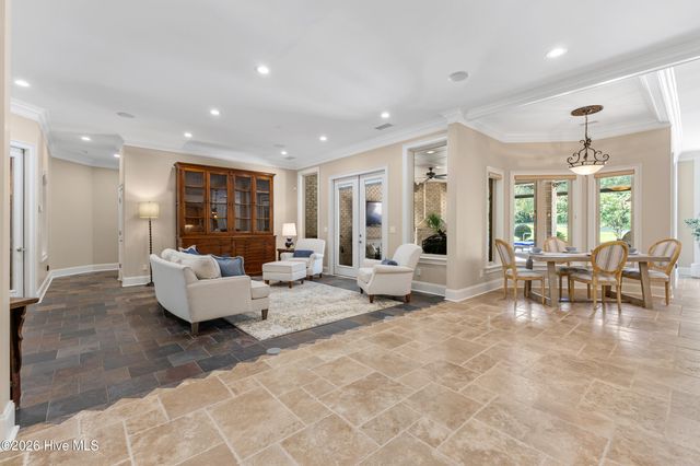 439 Whitebridge Road, Hampstead, NC 28443