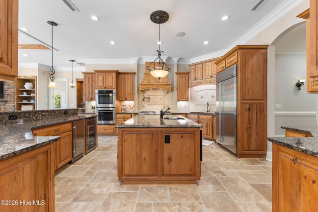 439 Whitebridge Road, Hampstead, NC 28443