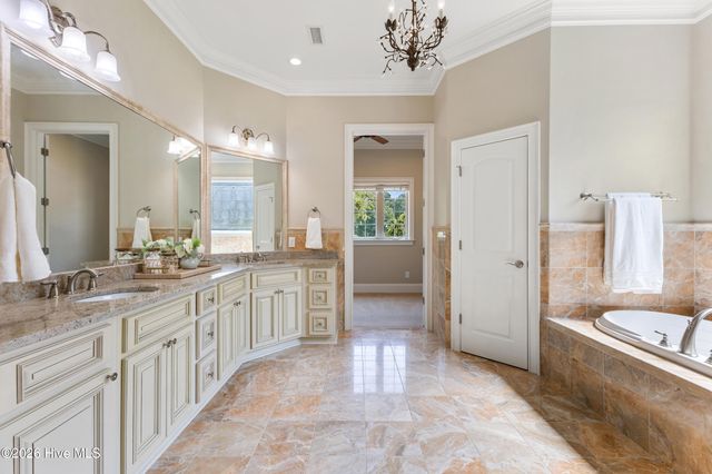 439 Whitebridge Road, Hampstead, NC 28443