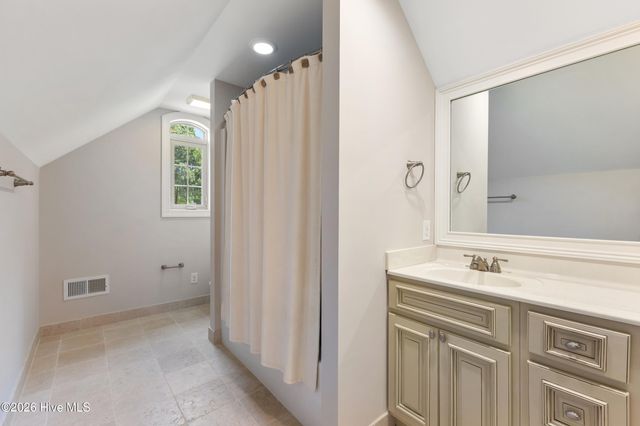 439 Whitebridge Road, Hampstead, NC 28443