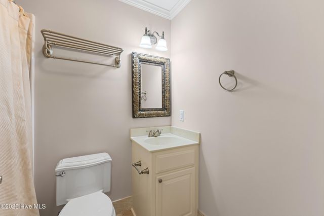 439 Whitebridge Road, Hampstead, NC 28443