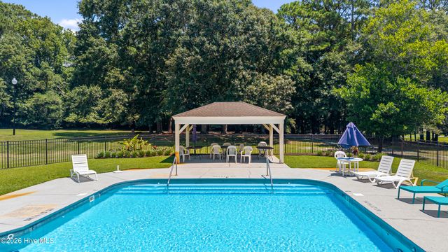 439 Whitebridge Road, Hampstead, NC 28443