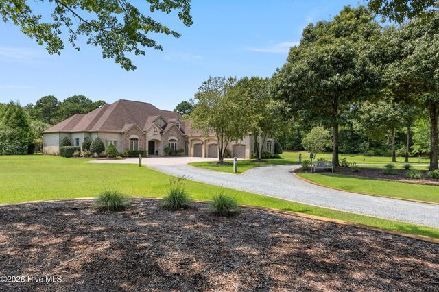 439 Whitebridge Road, Hampstead, NC 28443