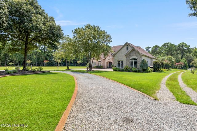 439 Whitebridge Road, Hampstead, NC 28443
