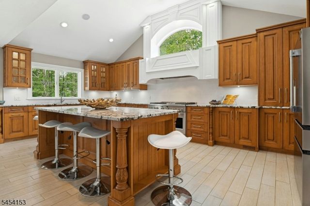 1253 Maple Hill Rd, Scotch Plains Twp., NJ 07076