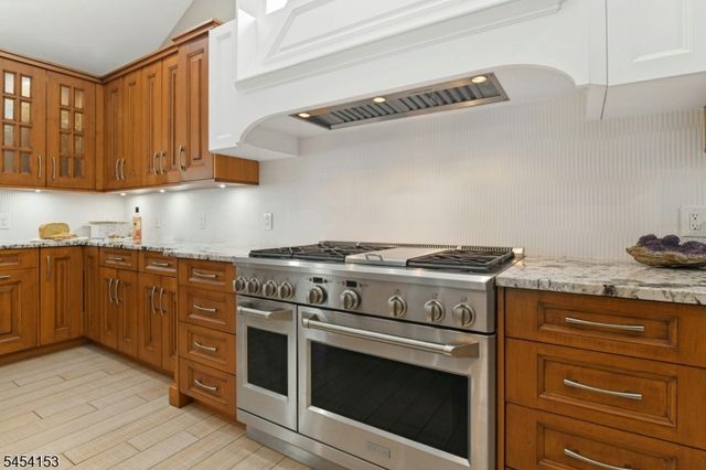 1253 Maple Hill Rd, Scotch Plains Twp., NJ 07076