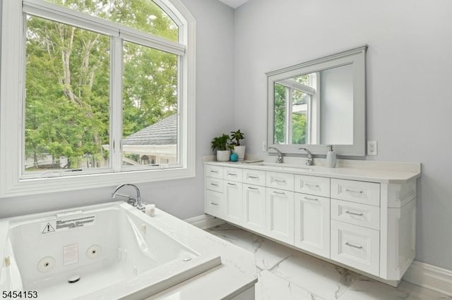 1253 Maple Hill Rd, Scotch Plains Twp., NJ 07076