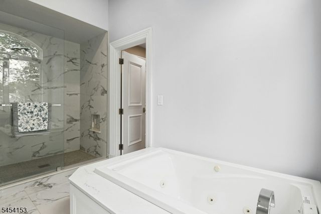 1253 Maple Hill Rd, Scotch Plains Twp., NJ 07076
