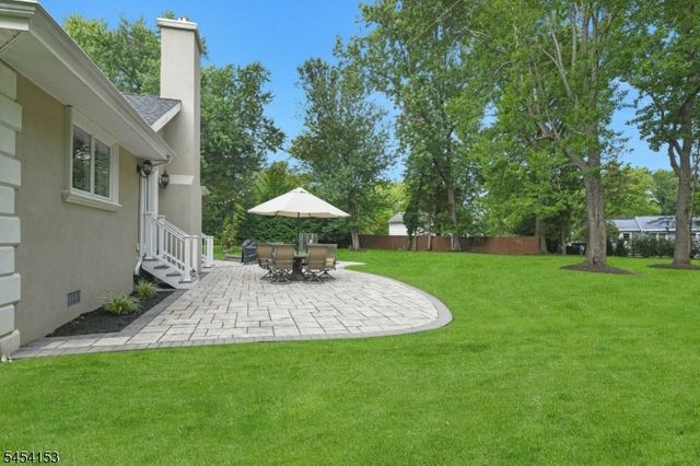 1253 Maple Hill Rd, Scotch Plains Twp., NJ 07076