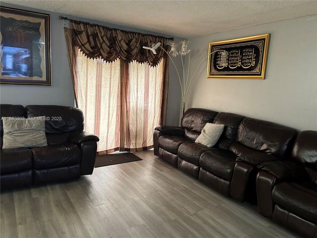 18111 NW 68th Avenue G206, Hialeah, FL 33015