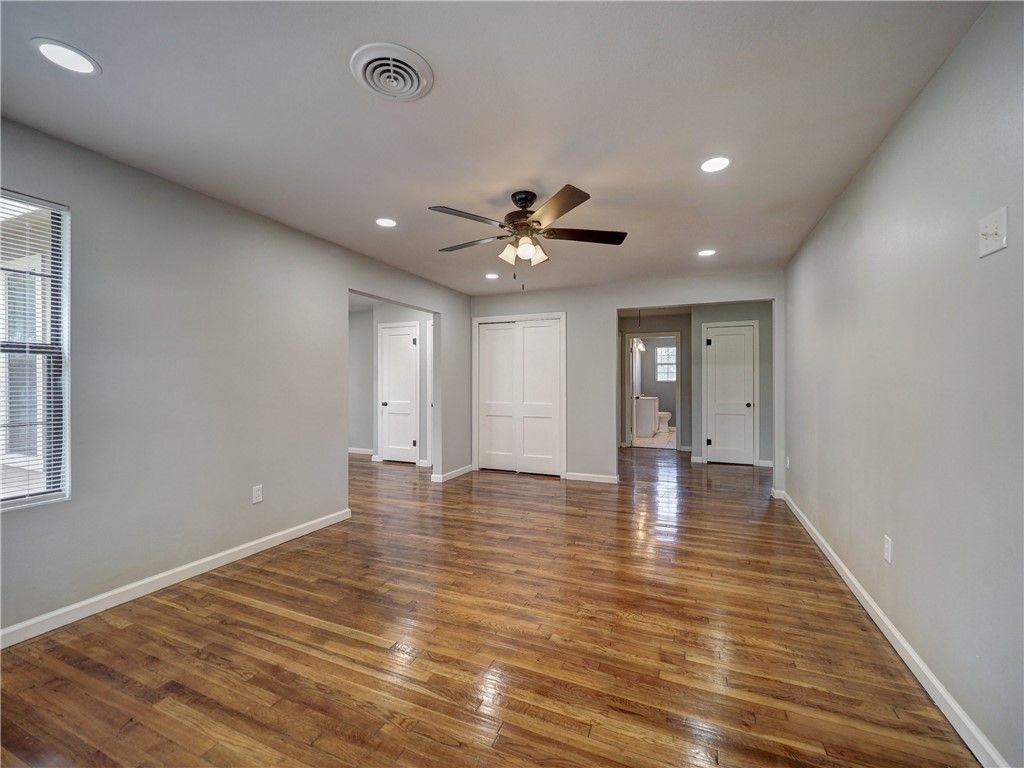 745 S Rife St, Aransas Pass, TX 78336 — photo 5