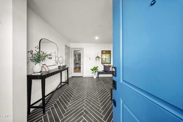 542 Via Zibello, Camarillo, CA 93012