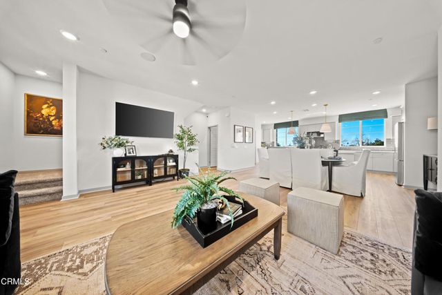 542 Via Zibello, Camarillo, CA 93012