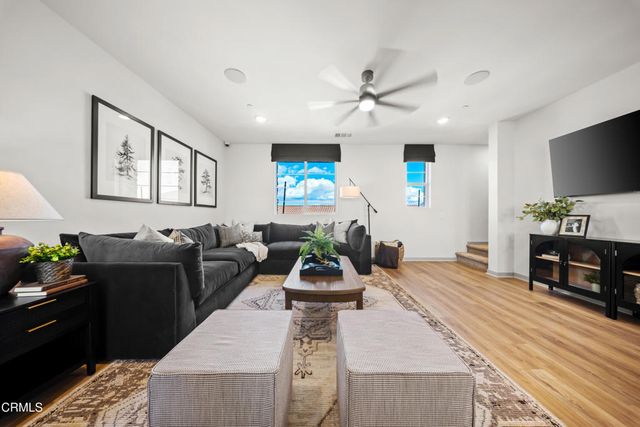542 Via Zibello, Camarillo, CA 93012