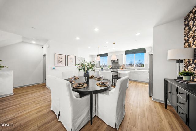 542 Via Zibello, Camarillo, CA 93012