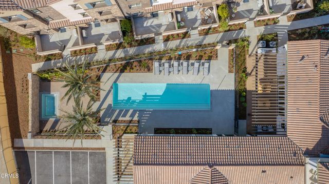 542 Via Zibello, Camarillo, CA 93012