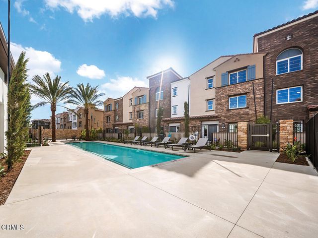 542 Via Zibello, Camarillo, CA 93012